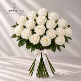 15 trandafiri albi 50 cm (verificați disponibilitatea)