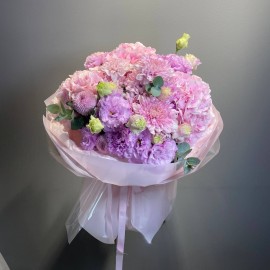 Buchet din hortensii crizanteme si eustome