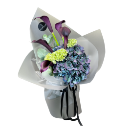 Buchet cu hortensie de toamna si cale