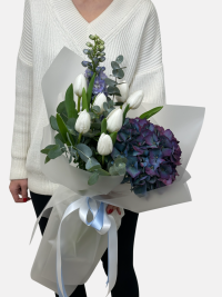 Bouquet with tulips and hydrangea