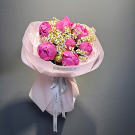 Bouquet of Dutch Peonies and Chamomile