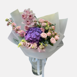 Bouquet with hydrangea and roses