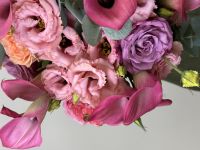 Bouquet with callas, peony roses and lisianthus (available for pre-order)