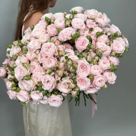"Nunke" Spray Rose