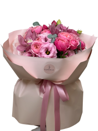 Buchet cu trandafiri si orhidee