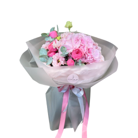 Bouquet with pink hydrangea