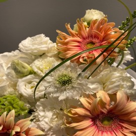 Buchet cu hortensie, eustoma si gerbera