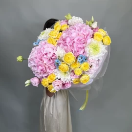 Bouquet with Pink Hydrangea, Spray Roses and Chrysanthemums (pre-order 5 days)
