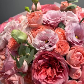 Bouquet with Femke and Sofia