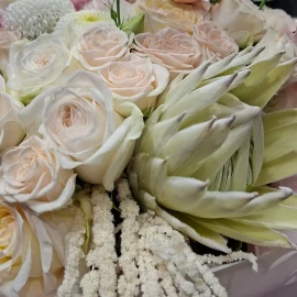 Chrysanthemum Lisianthus Roses